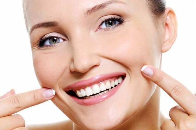 massagem facial bigode chinês