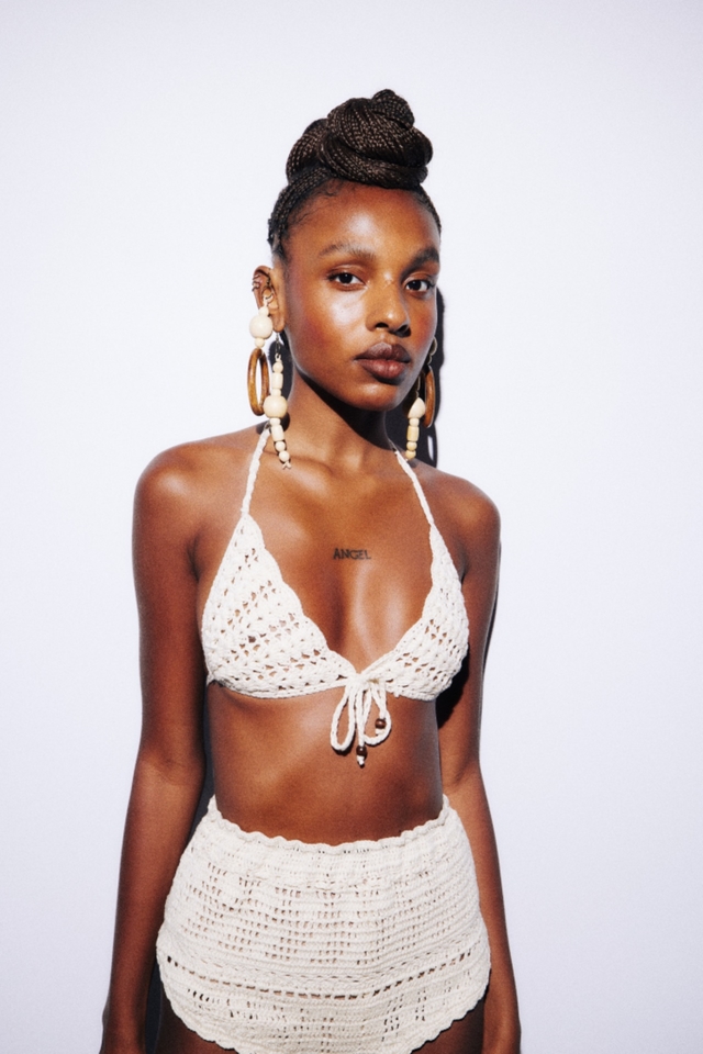 Biquíni de Crochê Tomara Que Caia com Bojo vs. Sem Bojo: Qual o Melhor para Você?