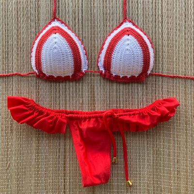 Além do Neon: Outras Tendências de Biquíni de Crochê do Verão 2015