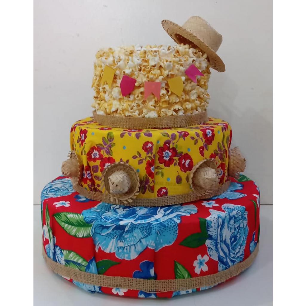 Bolo fake de pipoca para festa junina passo a passo