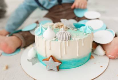 Decoração de Bolo de Mesversário: Dicas Simples e Encantadoras