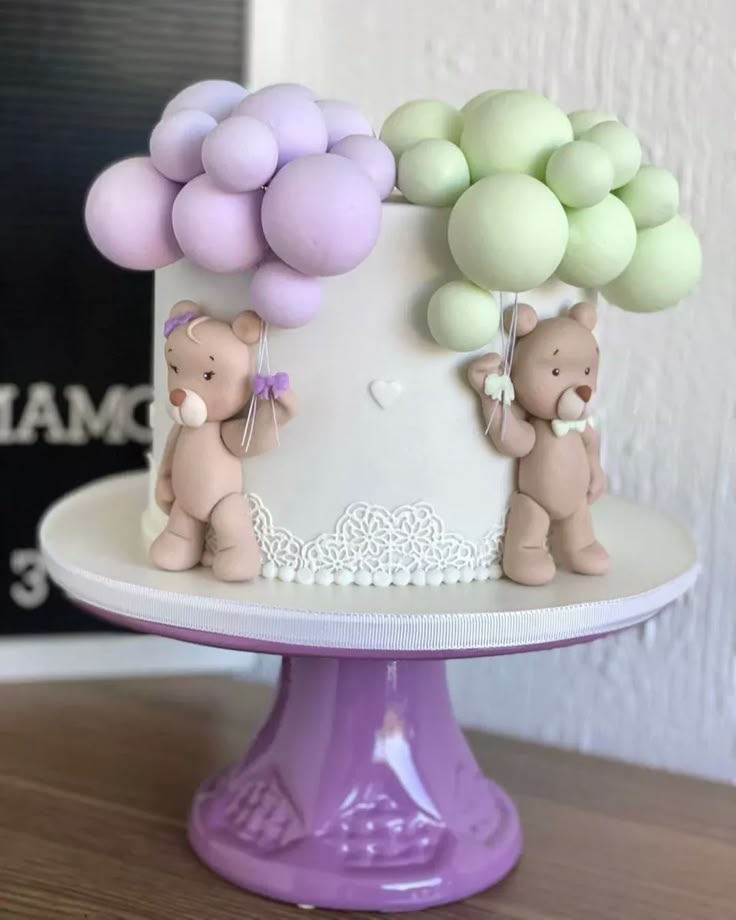 Tendências de Bolos para Chá de Bebê em 2025: Do Vintage ao Moderno