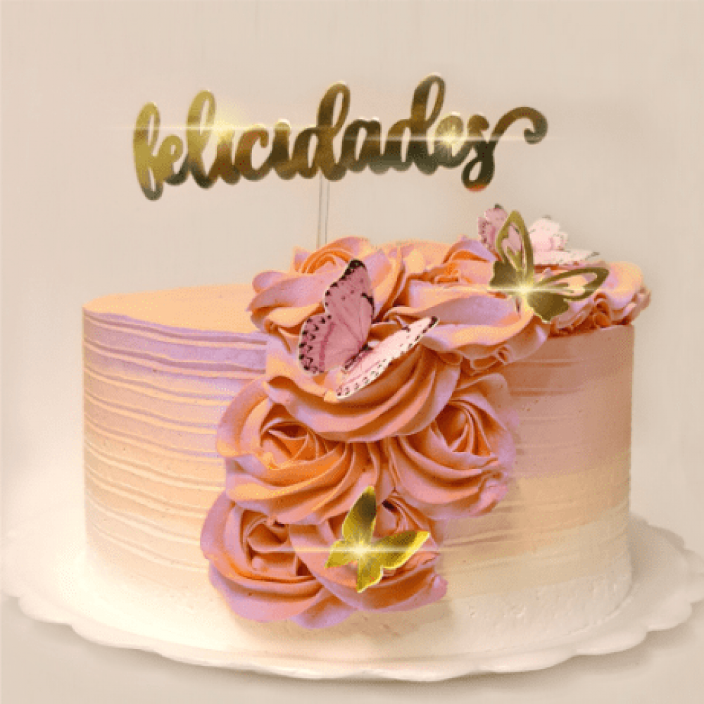 Bolo dourado com rosa