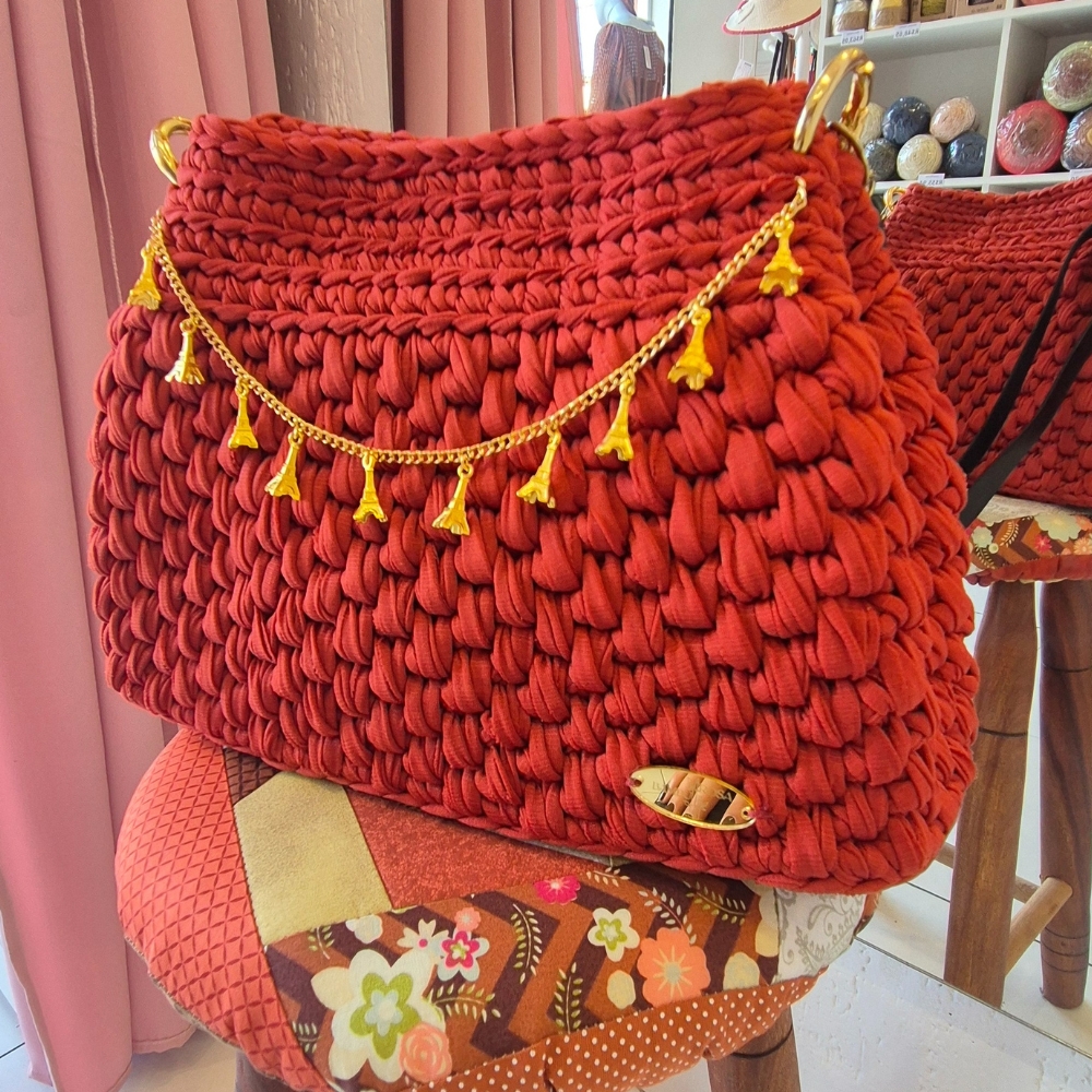 bolsa de crochê fio de malha colorida