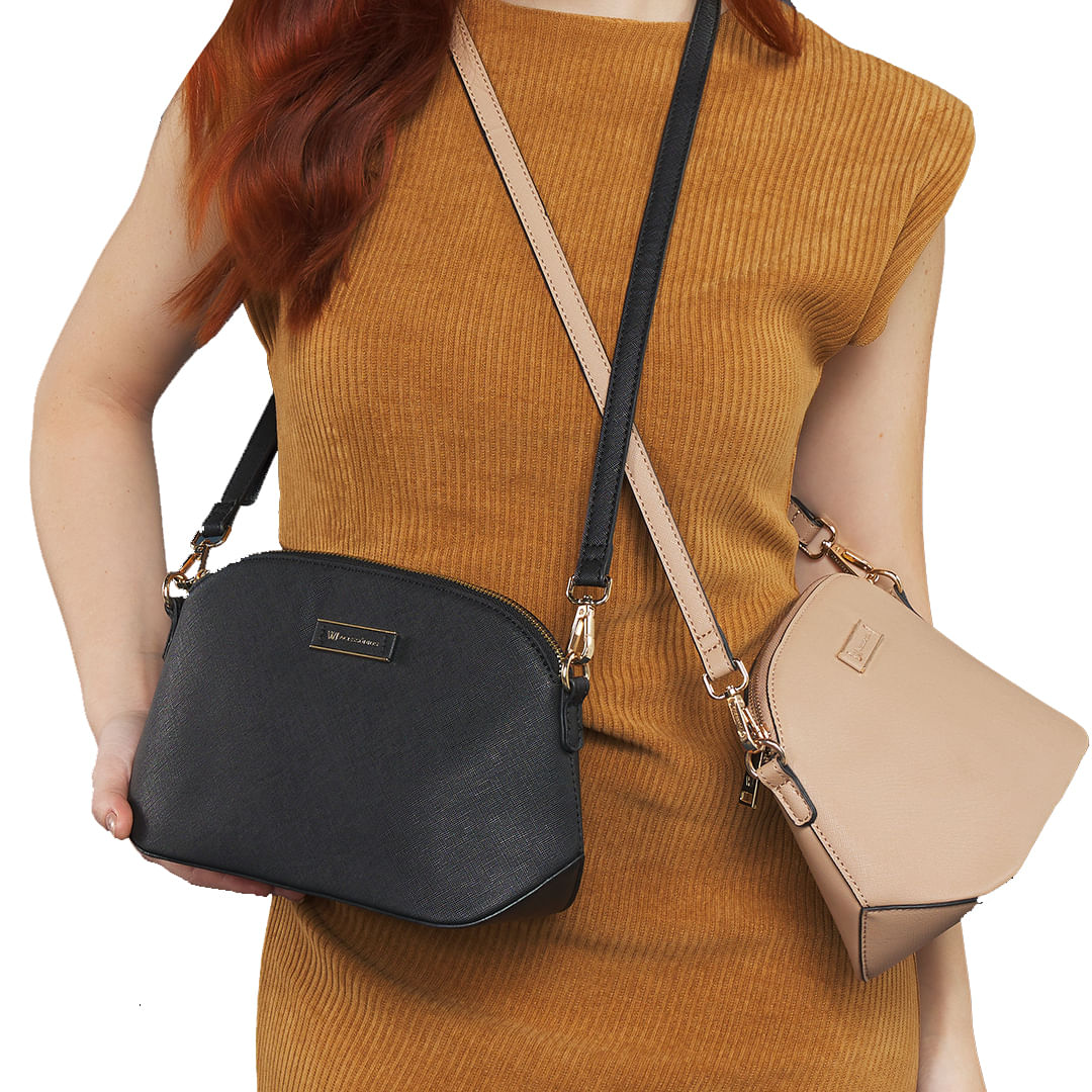 bolsa pequena com corrente