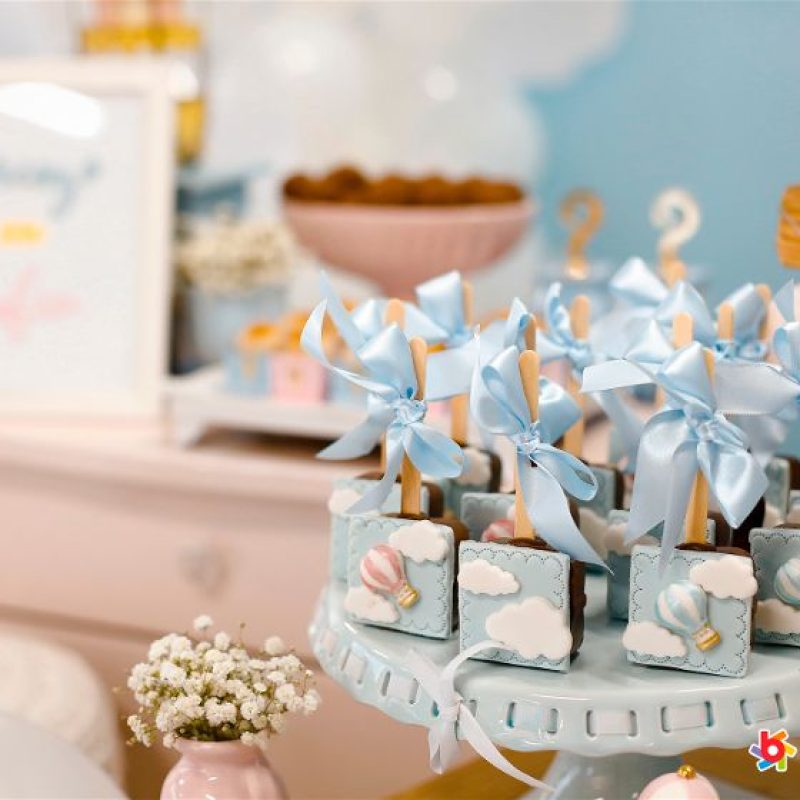 5 ideias de títulos para posts sobre chá revelação:
1. Chá Revelação Criativo: Brincadeiras que Vão Marcar Seu Evento
2. Do Palpite à Grande Revelação: Jogos Essenciais para o Seu Chá
3. Como Organizar um Chá Revelação Inesquecível com Brincadeiras Divertidas
4. As Melhores Brincadeiras para Chá Revelação: Interação e Risadas Garantidas
5. Chá Revelação Econômico: Brincadeiras que Encantam sem Gastar Muito