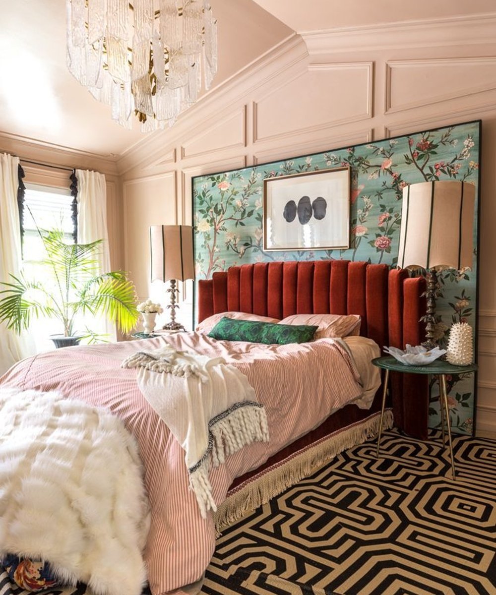 Transforme seu Quarto com uma Cabeceira de Pinus Ripado