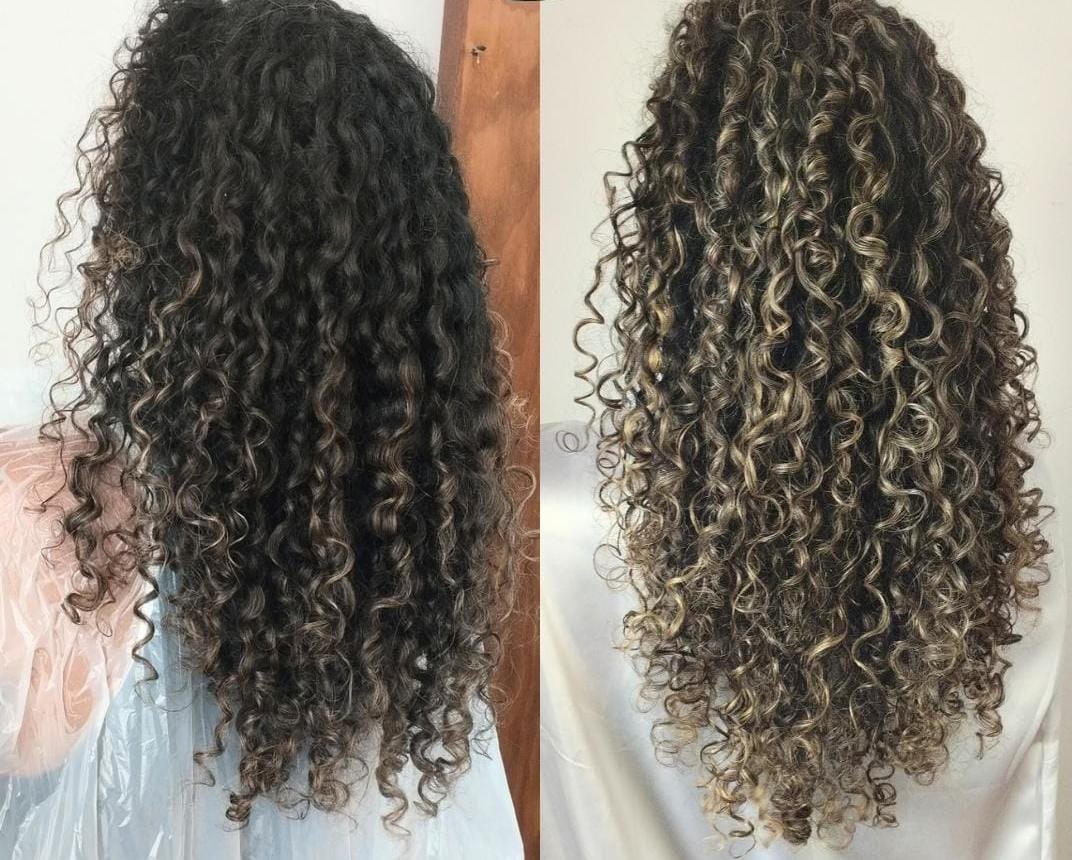 luzes em cabelo cacheado vs mechas tradicionais