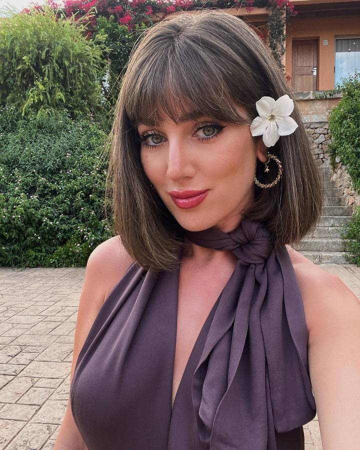 cabelo curto liso com franja para jovens