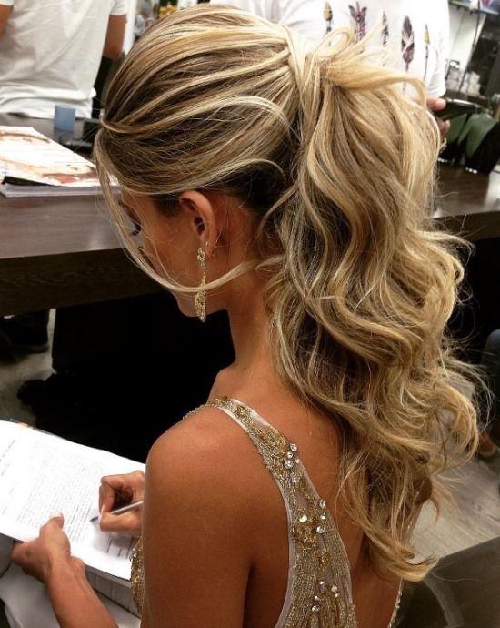 penteado madrinha casamento cabelo curto