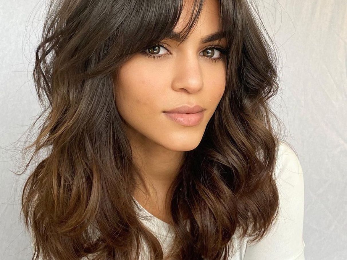 produtos para definir cabelo ondulado médio