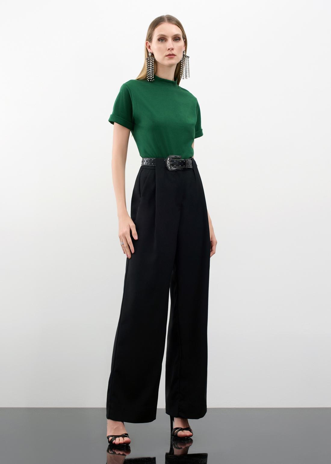 calça alfaiataria preta vs calça social preta