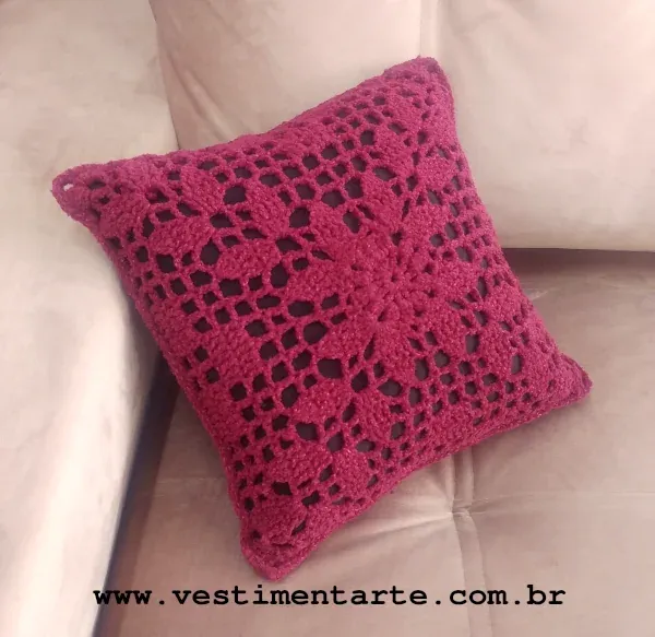 Capa de almofada de crochê estilo 
