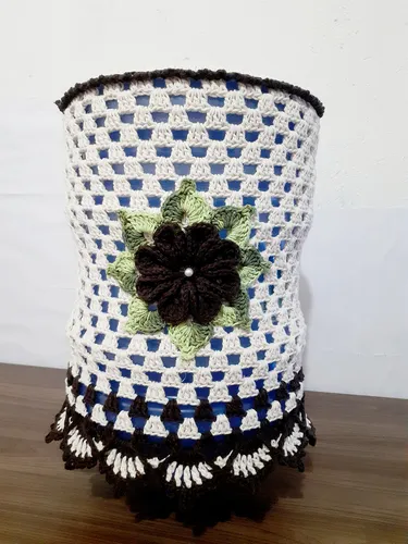 Os Melhores Modelos de Capa de Galão de Água de Crochê para Decorar Sua Cozinha