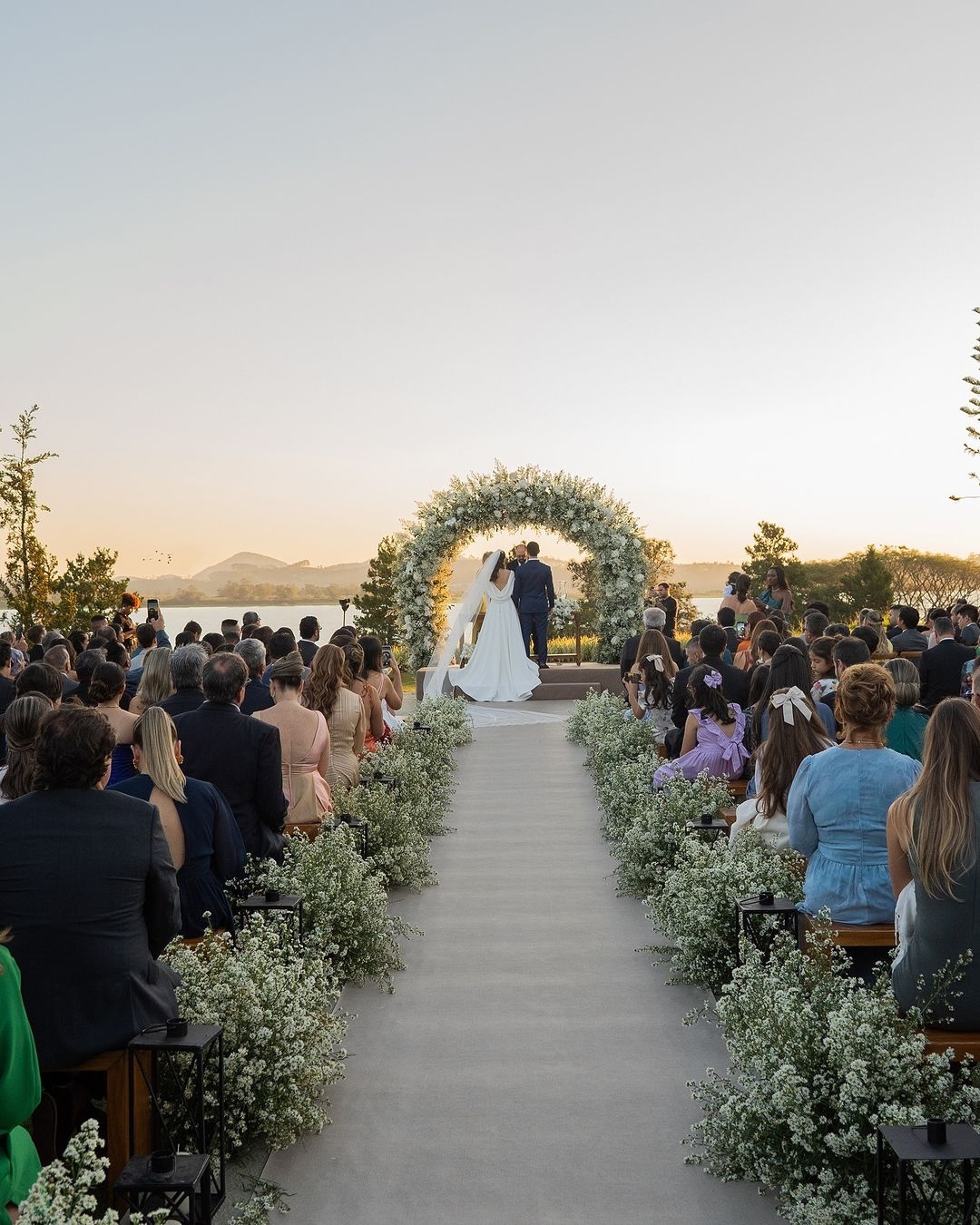 decoração casamento simples ao ar livre