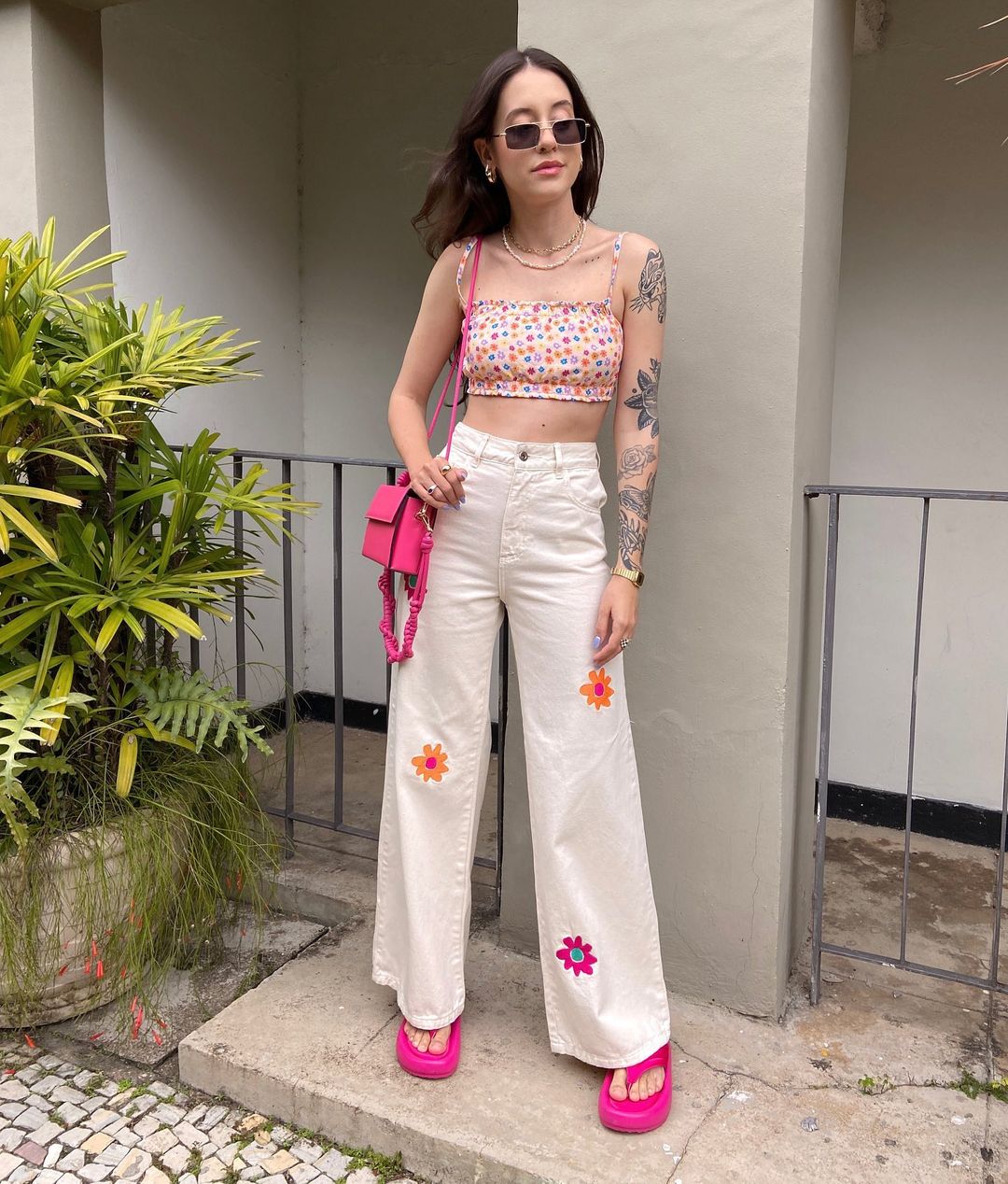 7 looks estilosos com chinelo para o verão