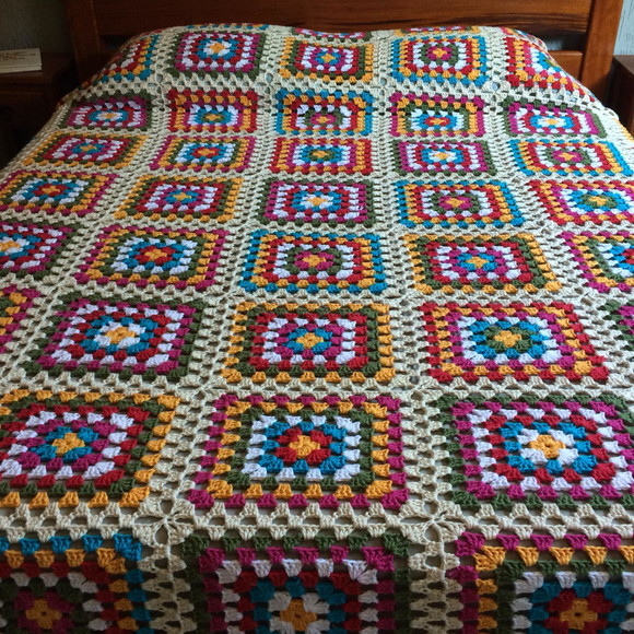 Colcha de Crochê: Modelos e Preços para Cada Tamanho de Cama