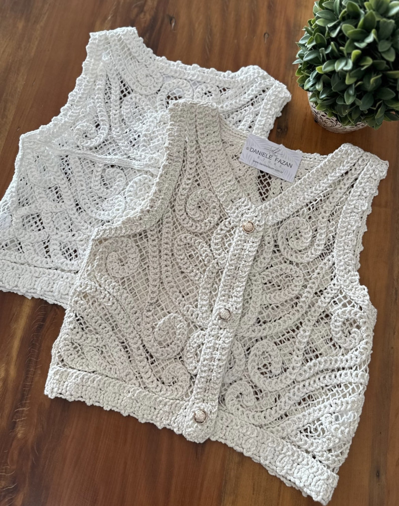 DIY: Aprenda a Fazer Seu Próprio Colete de Crochê com Nossos Tutoriais