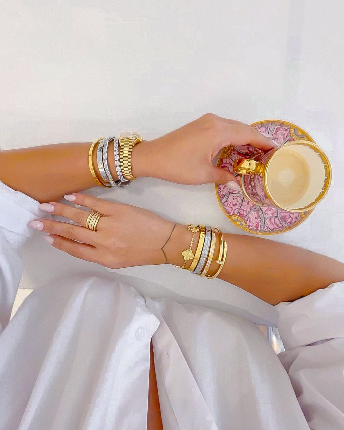 acessórios prata e ouro look