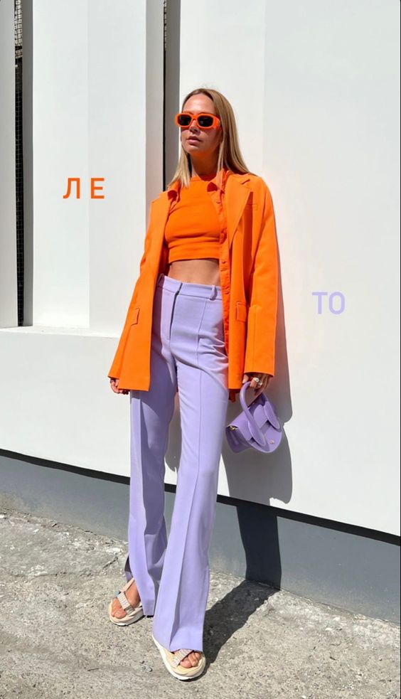 Acessórios que Transformam: Como Usar Laranja e Roxo nos Detalhes