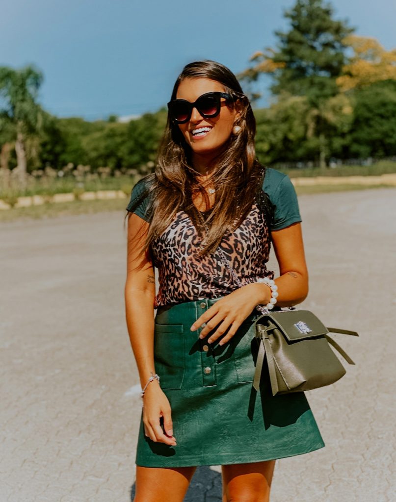 Como combinar verde militar com rosa quartzo