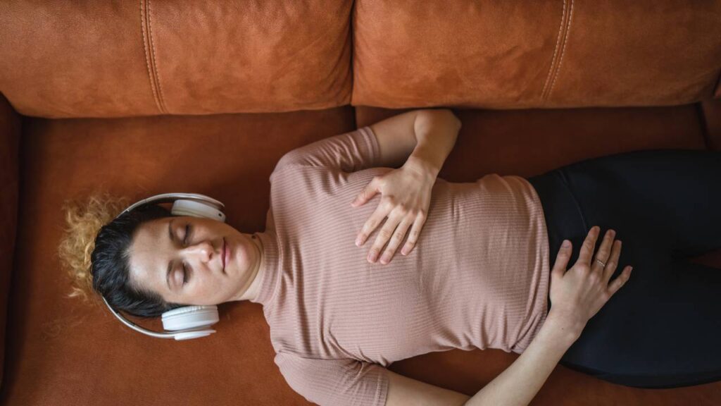 benefícios do ruído rosa para o sono