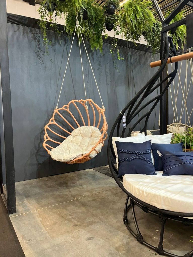 Como criar um espaço de relaxamento na varanda