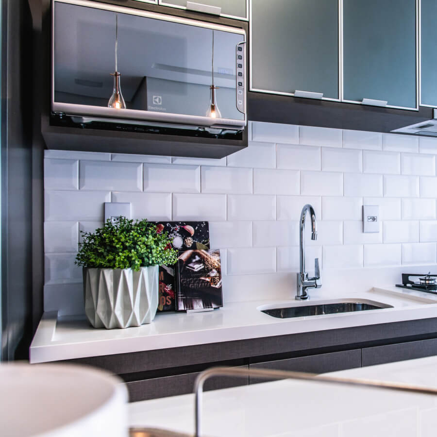 Cozinha Industrial com Metrô White: Combinações Perfeitas de Materiais