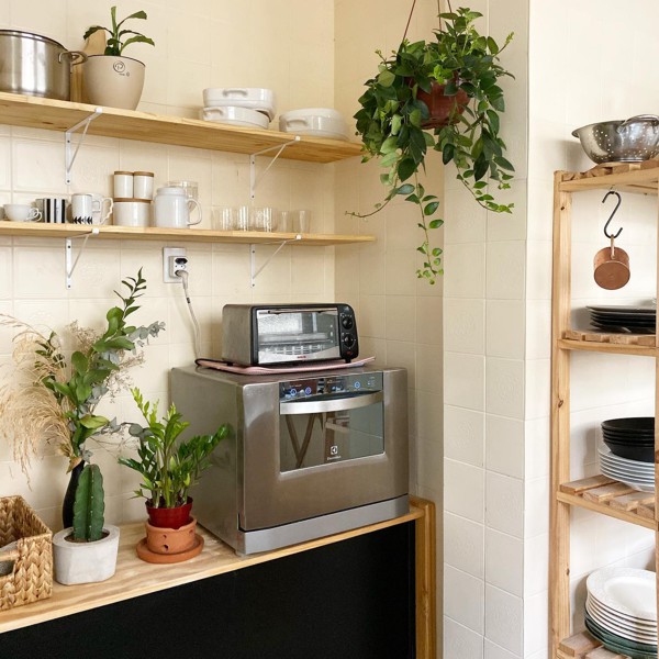 Organização de louças: Dicas para otimizar espaço na cozinha