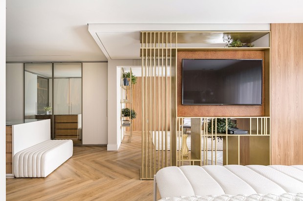 Como decorar quarto de casal com closet integrado