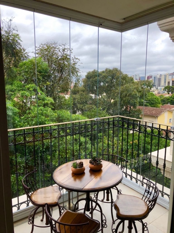 privacidade em sacada de vidro