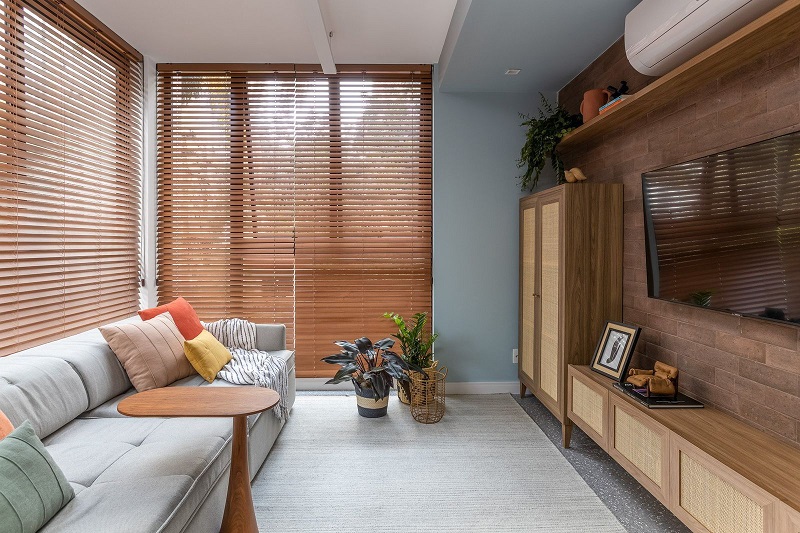 50 ideias de decoração sala com sofá cinza