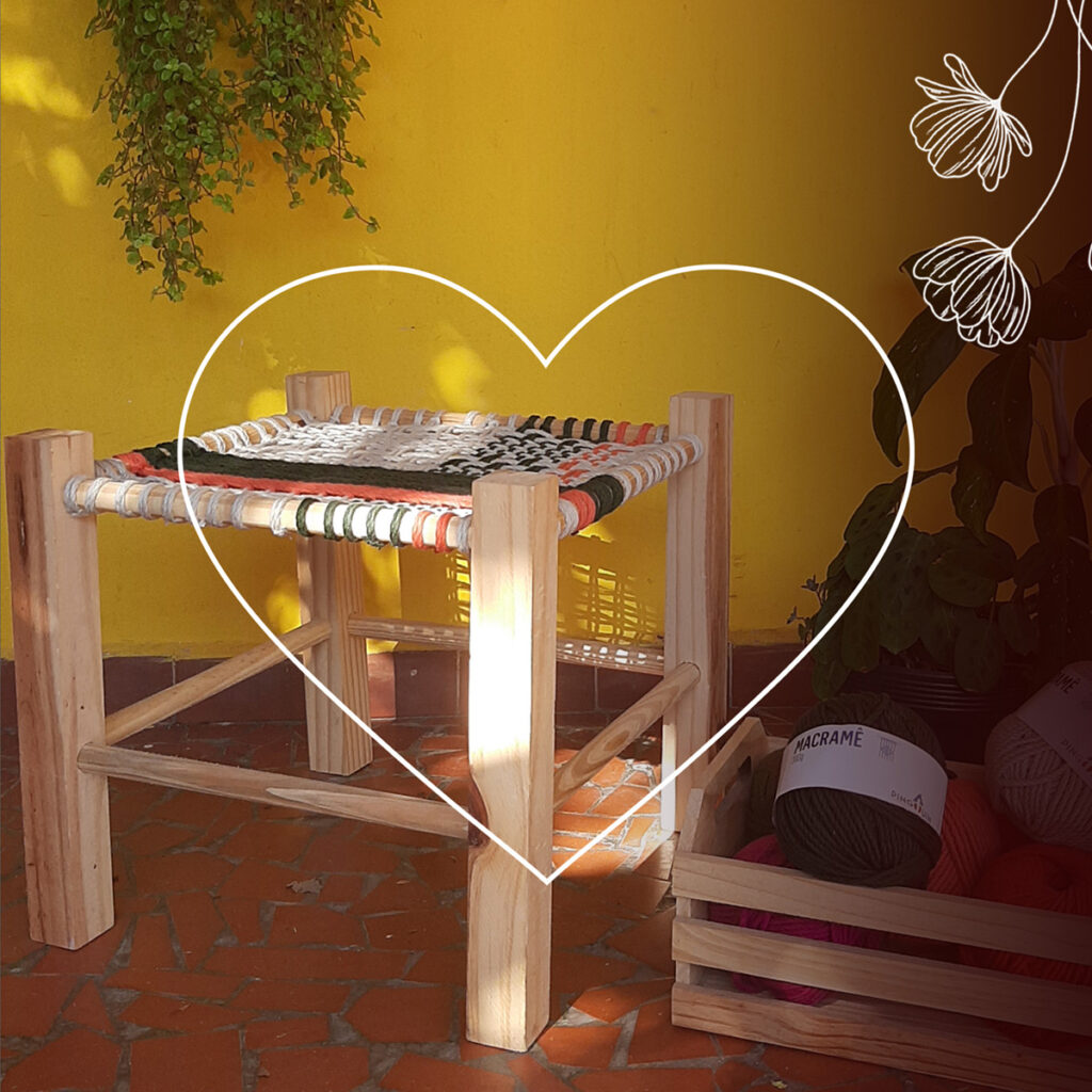 tutorial banquinho de crochê e madeira