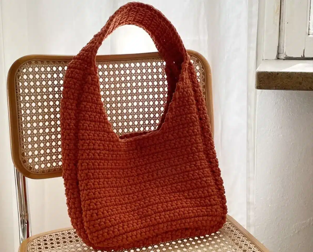 Acessórios Essenciais para Elevar o Nível da Sua Bolsa de Crochê