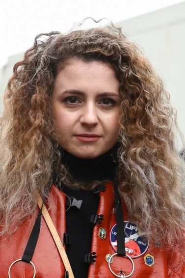 como fazer cabelo volumoso estilo anos 80