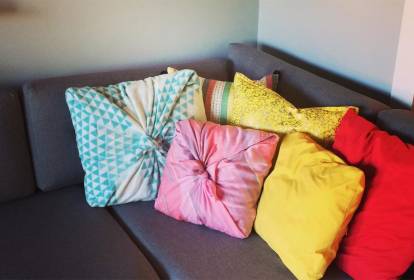 como fazer capa de almofada sem costura com cola