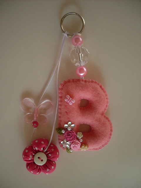 Guia Completo: Tipos de Enchimento para Artesanato em Feltro