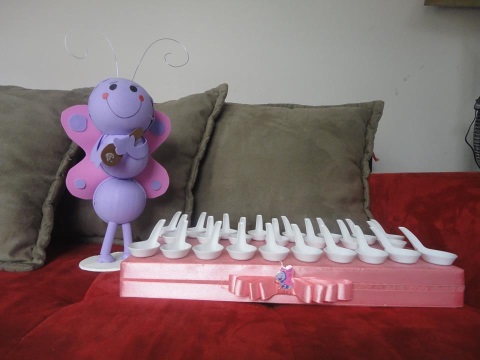 Como fazer decoração de festa infantil com papelão