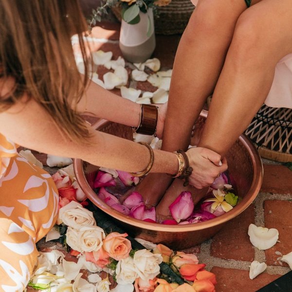 melhores receitas de escalda pés com sal grosso