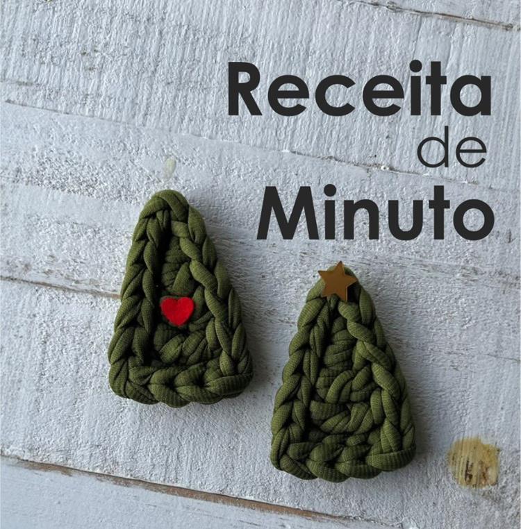 5 ideias de títulos:
1. Flor Cone de Crochê: Guia Completo do Iniciante ao Avançado
2. Transforme Seu Lar com a Delicadeza da Flor Dália em Crochê
3. Aprenda a Fazer a Flor Cone: Passo a Passo Detalhado e Dicas de Cores
4. Aplicações Criativas da Flor Cone de Crochê em Decoração e Moda
5. Desvendando os Segredos da Flor Cone: Técnicas e Variações