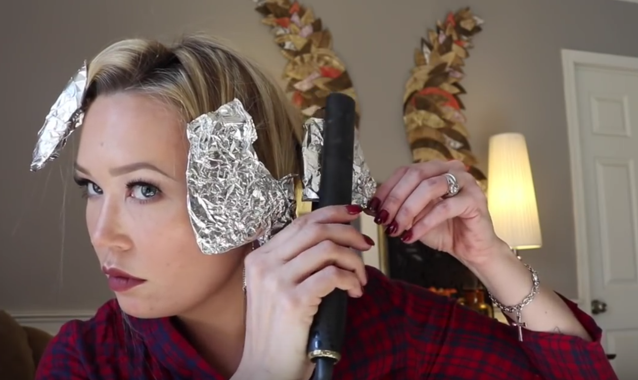 metodo natural para cachear cabelo com papel aluminio