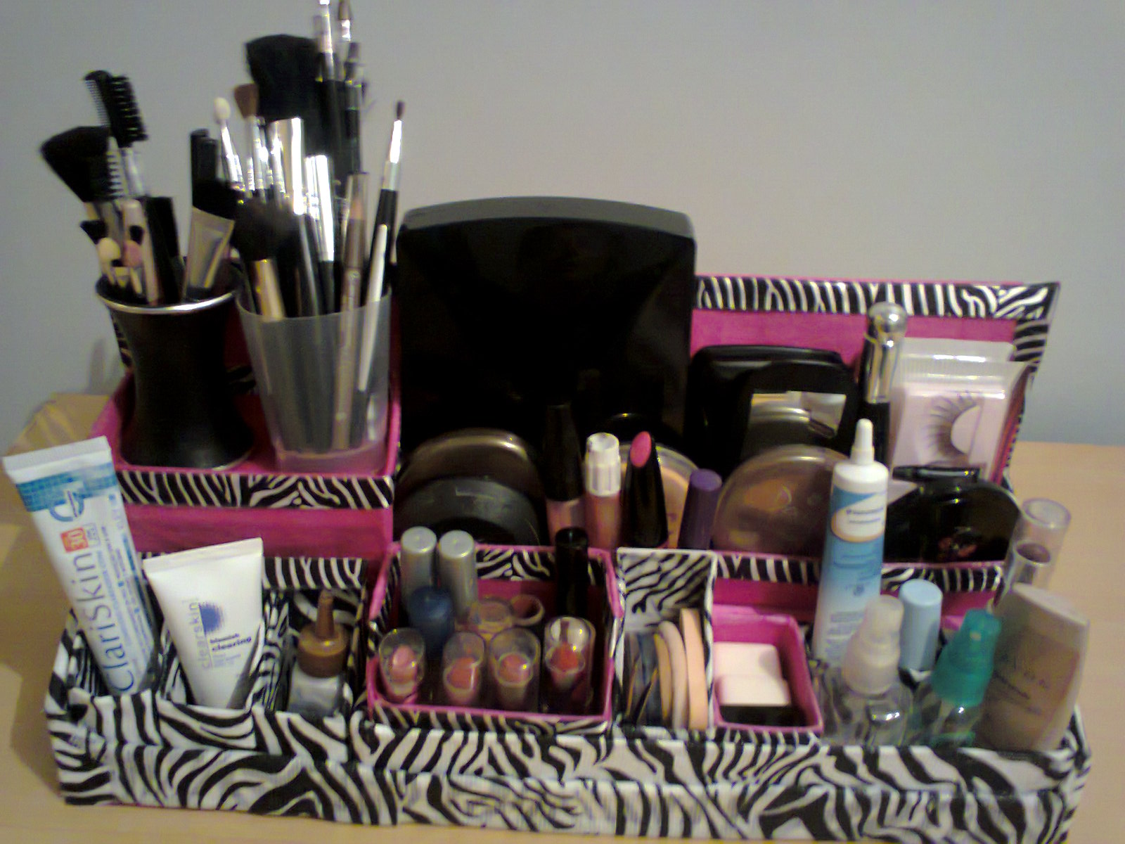 organizador de maquiagem com divisórias mdf