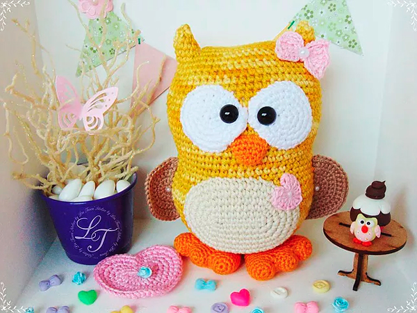 10 Ideias Criativas para Usar Suas Corujas de Crochê: De Chaveiros a Decoração