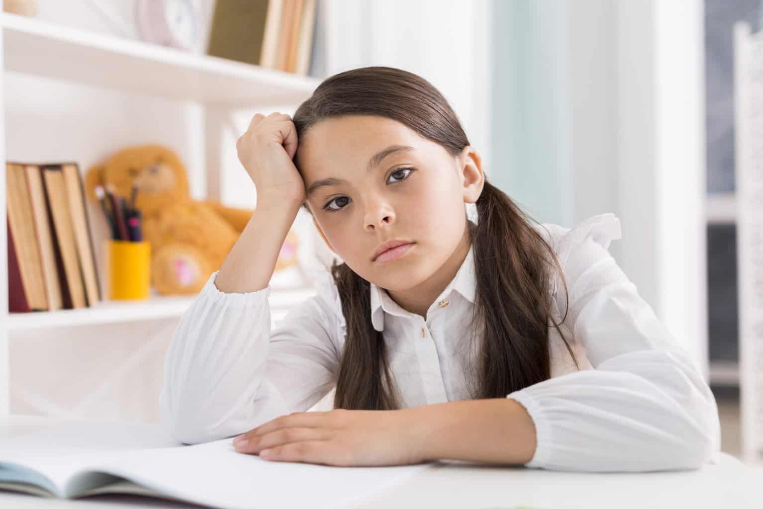 BookTok e BookTube: Como Influenciadores Estão Incentivando a Leitura Jovem