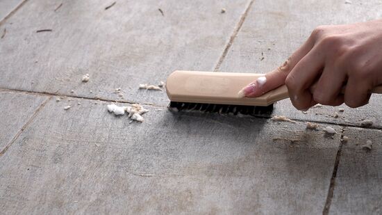 Como limpar rejunte de banheiro encardido com bicarbonato