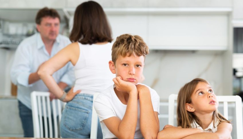 Os 4 Pilares da Comunicação Não Violenta para Famílias