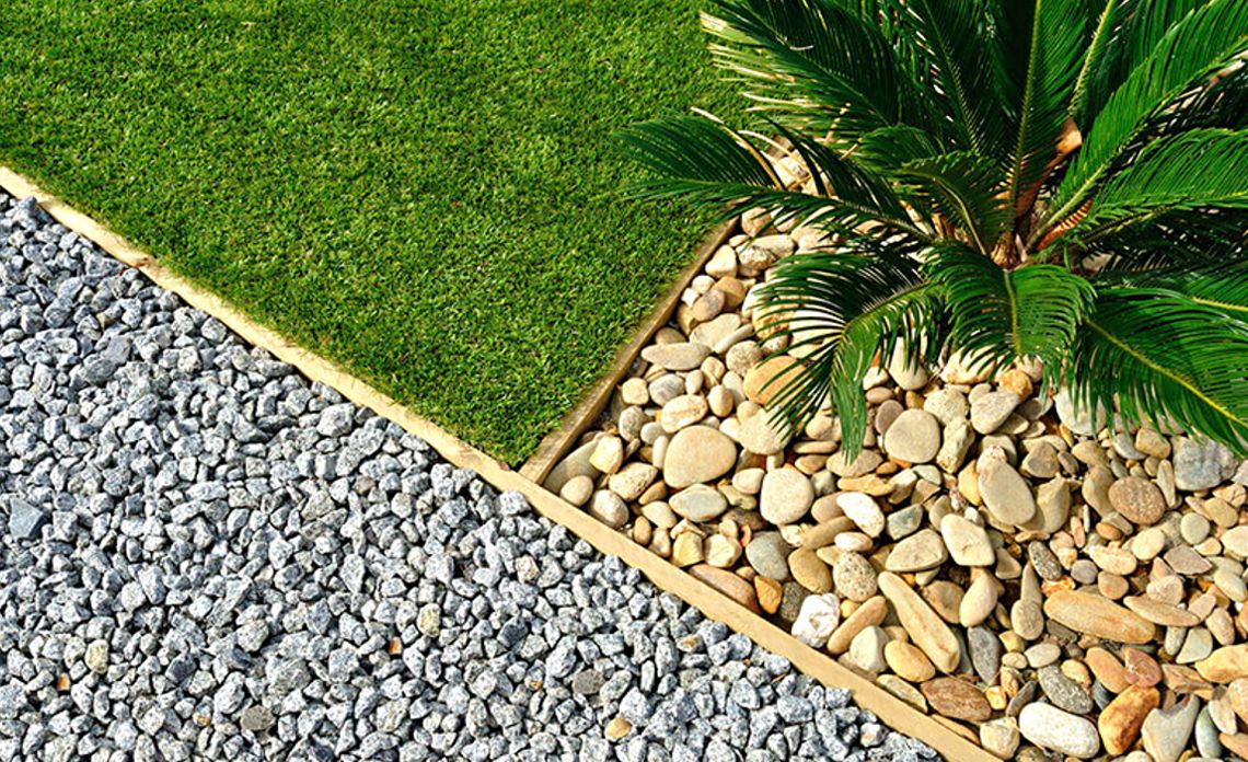 Como usar manta geotêxtil e fixador de pedras para um jardim duradouro