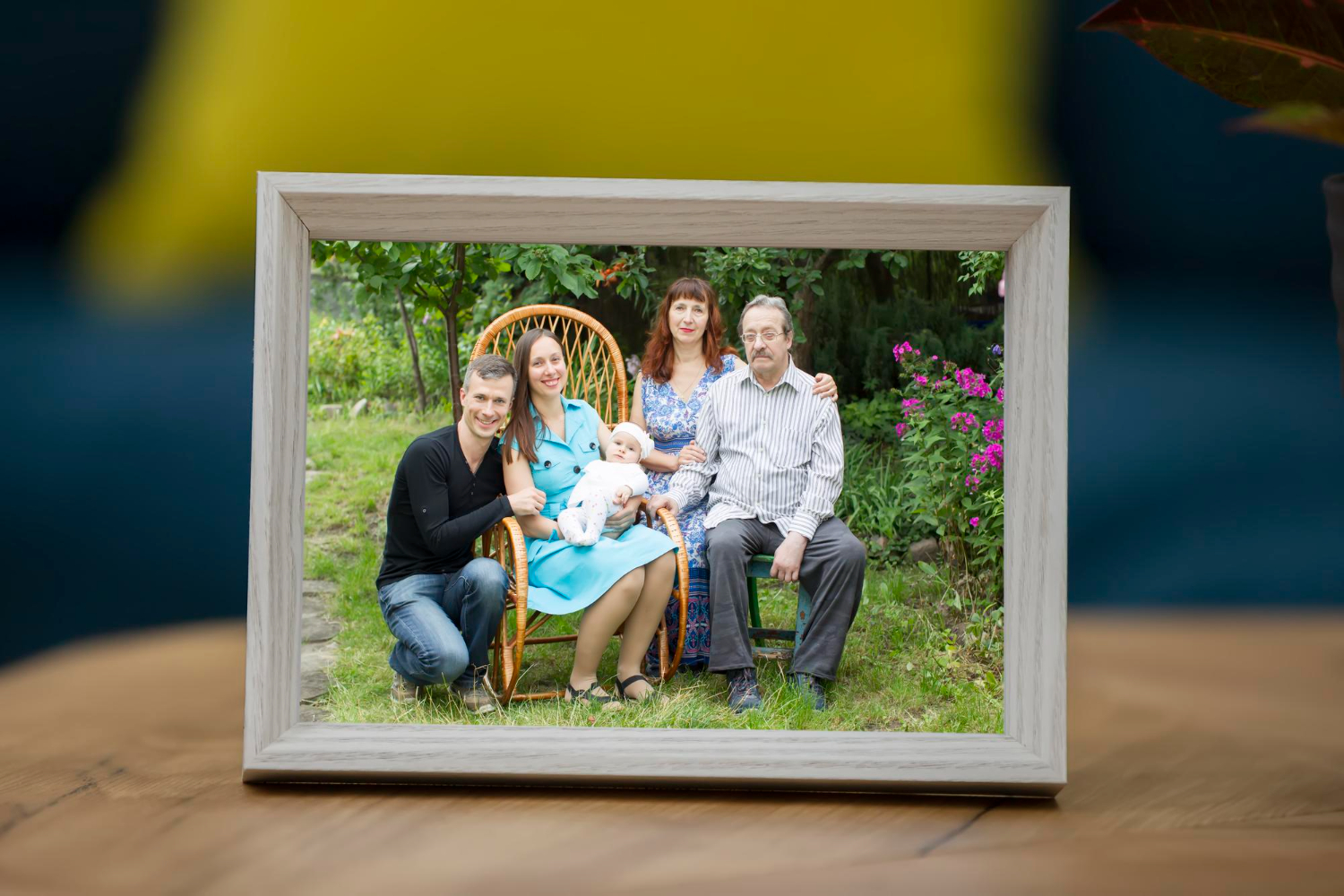 Como organizar álbuns de fotos de família físicos e digitais