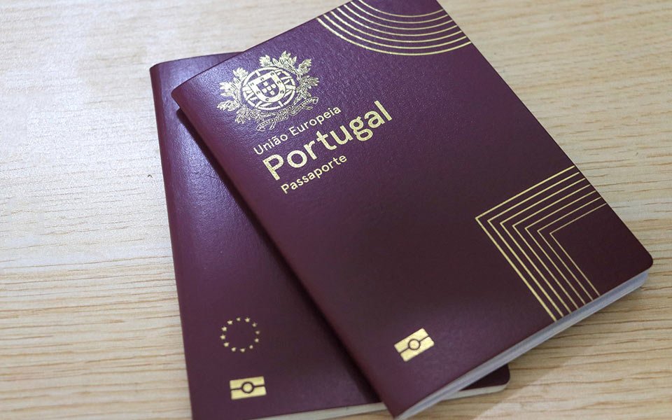 melhor forma de guardar documentos da família