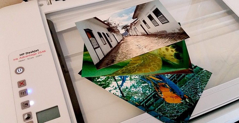 Restauração de Fotos Antigas: Ferramentas de IA para Revitalizar Suas Memórias